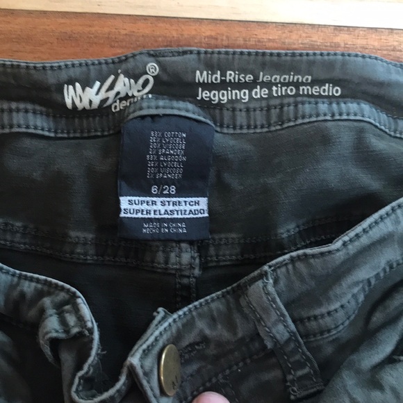 Mossimo Mid-rise Jeggings - Picture 3 of 5